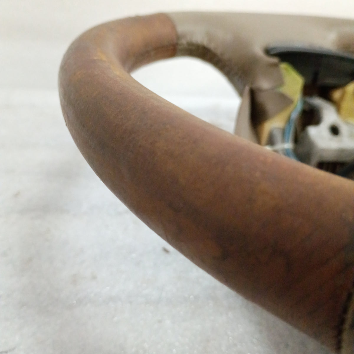 03-07 Tan Leather King Ranch Steering Wheel w/ Cruise (Used) OEM F250 F350 Super Duty