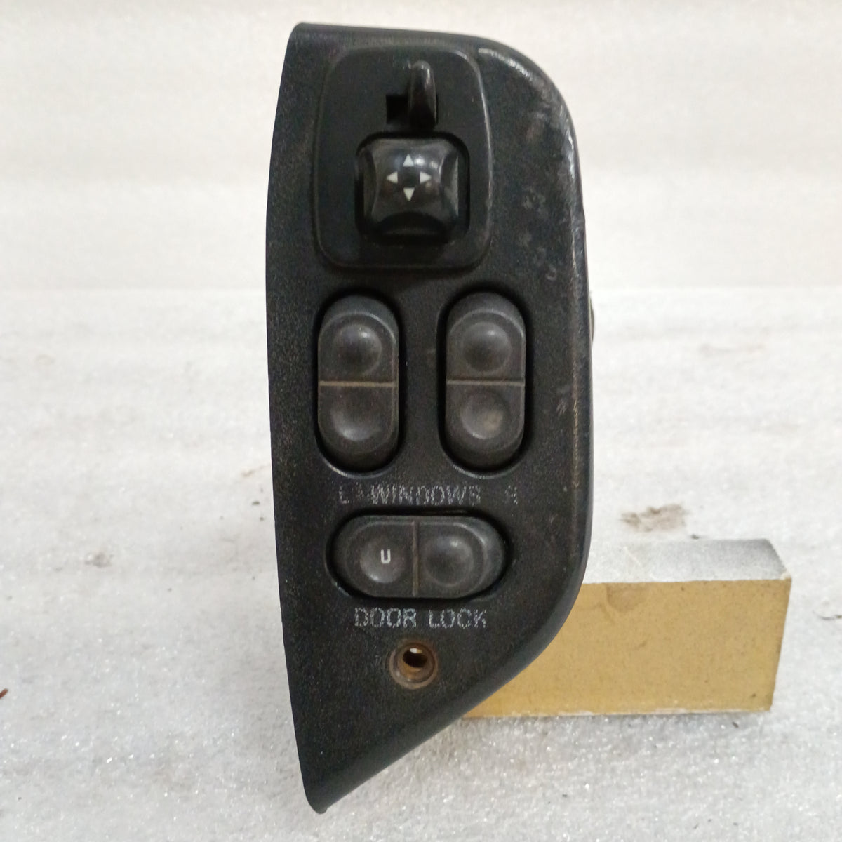 Black power window, lock, and mirror switch set for 92-96 Ford F150/F250/F350/Bronco, featuring driver-side power mirror adjuster.