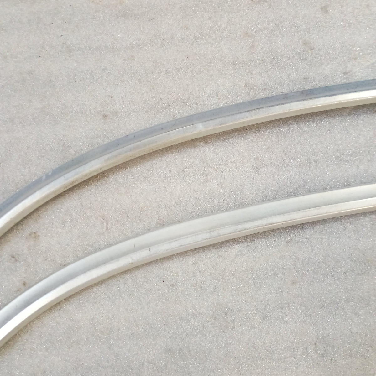 80-86 Wheel Well Trim Molding Set (Used) Ford F150 F250 F350 OEM front rear left right