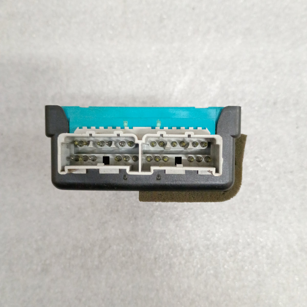 92-94 Computer Control Module (Used) Ford F150 F250 F350 OEM F2VF-14B056-AD