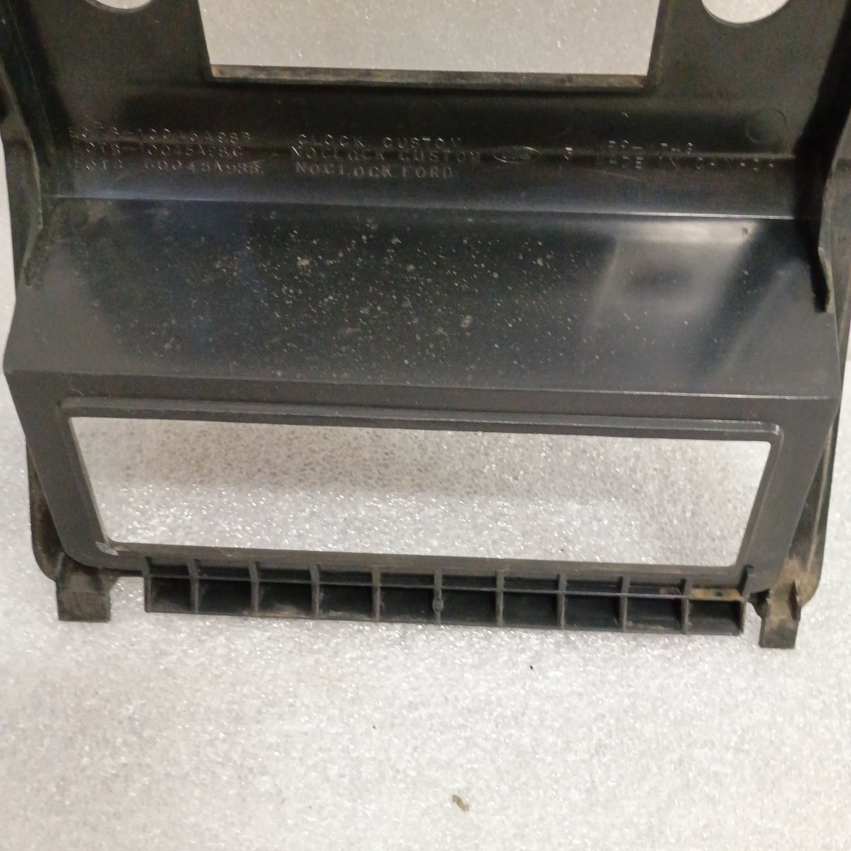 80-86 Silver Radio & Heater Bezel (Used) Ford F150 F250 F350 Bronco