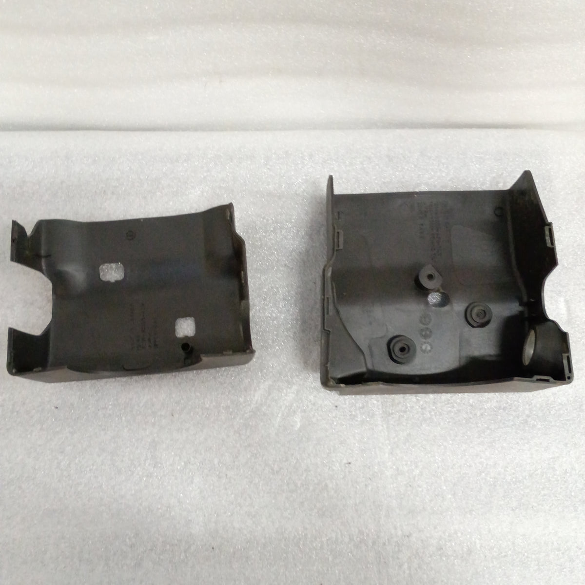 08-10 Auto Tilt Steering Column Trim Black (Used) Ford F250 F350 Super Duty