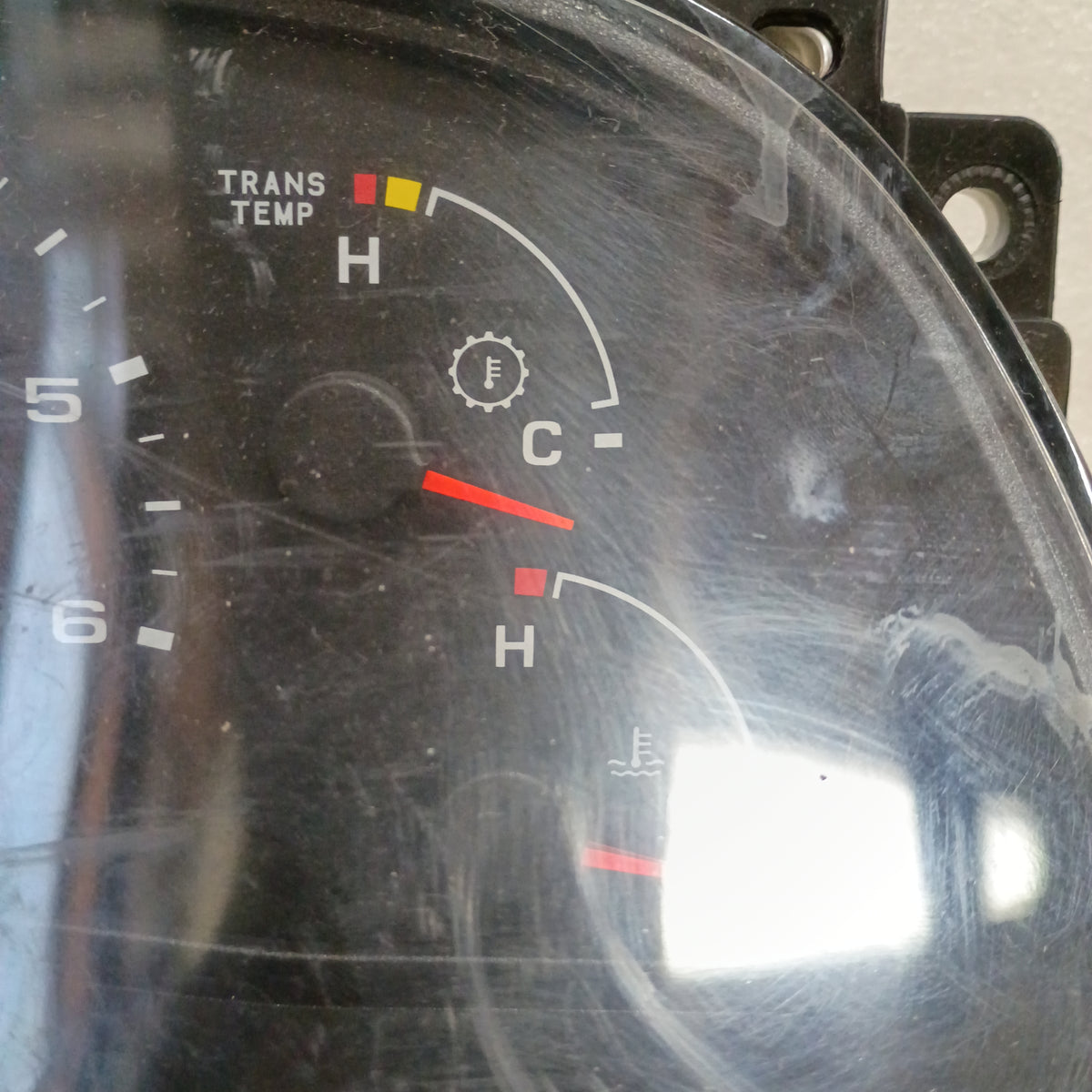 02-04 Gas Gauge Cluster with Tach (Used) F250 F350 Super Duty