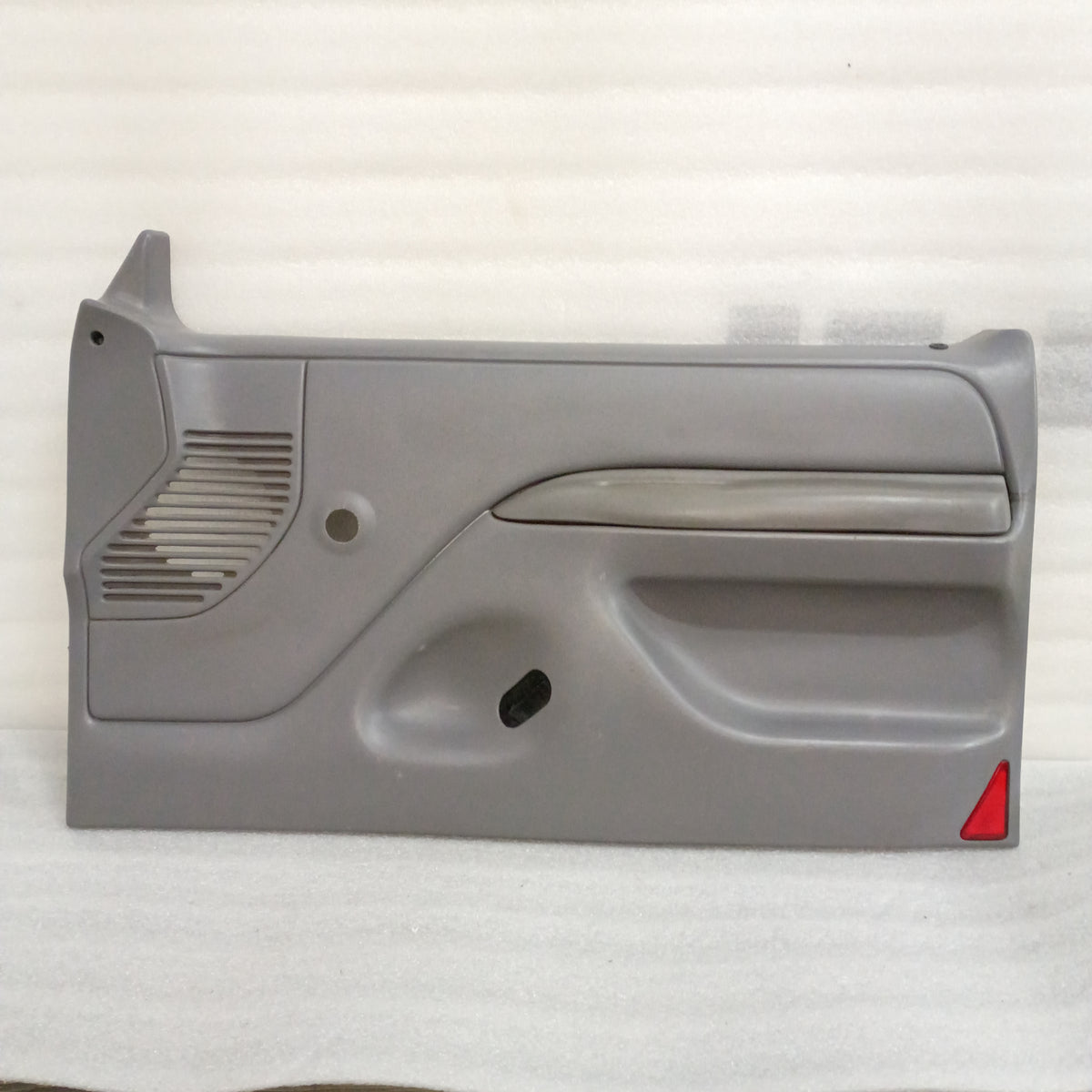 1992-1997 Light Gray Door Panel Set for Manual Windows (Used) F150 F250 F350 Bronco OBS