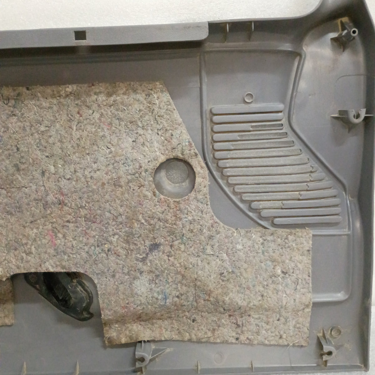 1992-1997 Light Gray Door Panel Set for Manual Windows (Used) F150 F250 F350 Bronco OBS