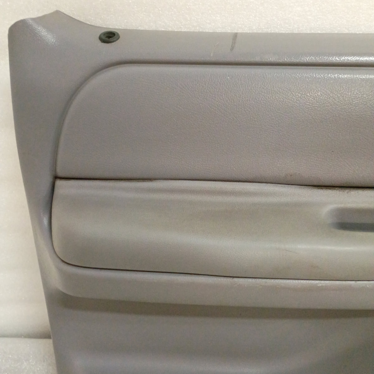 1992-1997 Light Gray Door Panel Set for Manual Windows (Used) F150 F250 F350 Bronco OBS