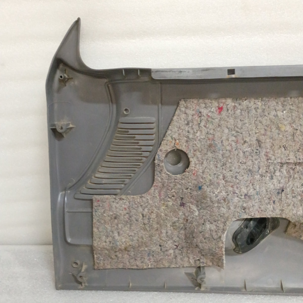 1992-1997 Light Gray Door Panel Set for Manual Windows (Used) F150 F250 F350 Bronco OBS