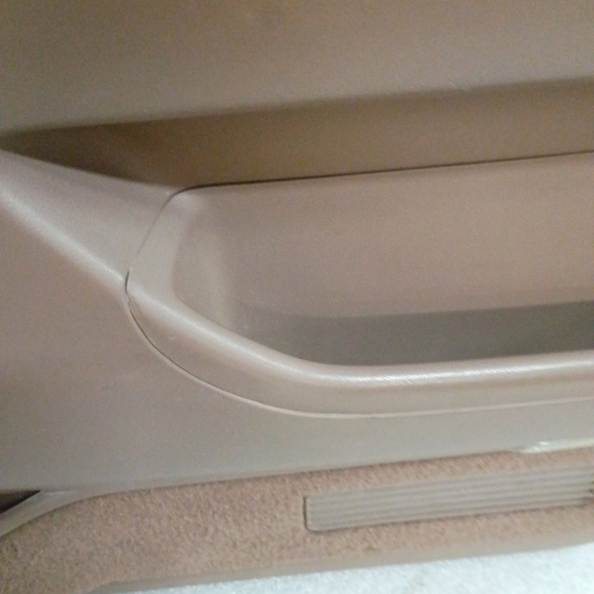 1992-1997 Deluxe Tan Deluxe Door Panels (Used) Ford F150 F250 F350 Bronco OEM XLT