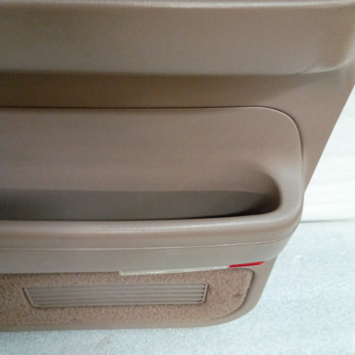 1992-1997 Deluxe Tan Deluxe Door Panels (Used) Ford F150 F250 F350 Bronco OEM XLT