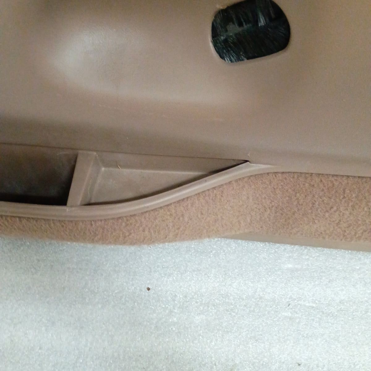 1992-1997 Deluxe Tan Deluxe Door Panels (Used) Ford F150 F250 F350 Bronco OEM XLT