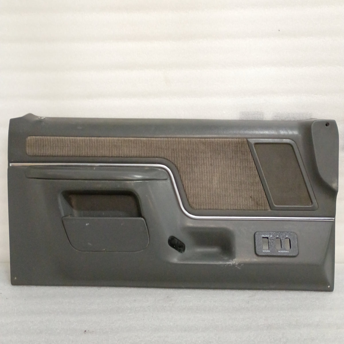 87-91 Deluxe Dark Gray Door Panel Set (Used) F150 F250 F350 Bronco XLT