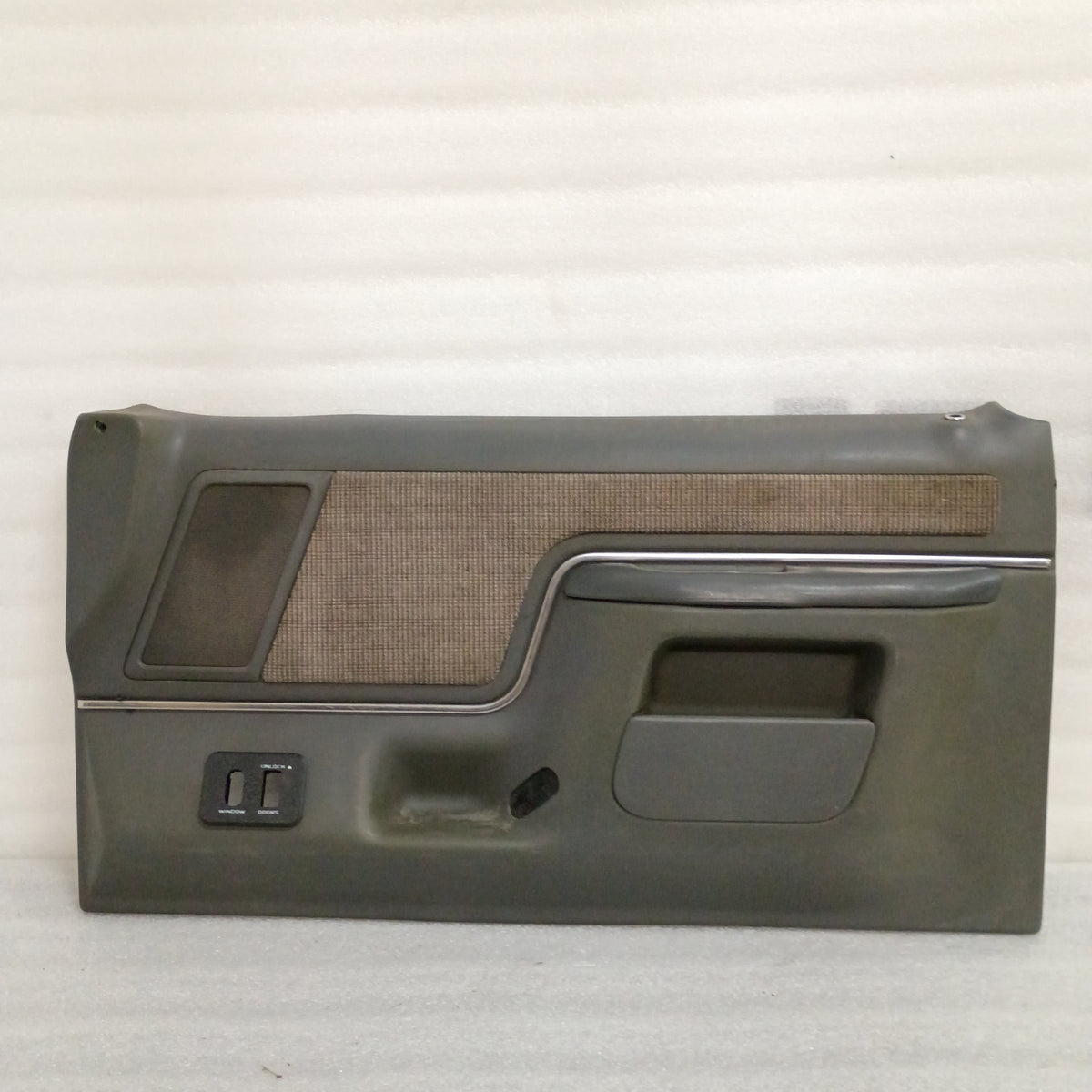 87-91 Deluxe Dark Gray Door Panel Set (Used) F150 F250 F350 Bronco XLT