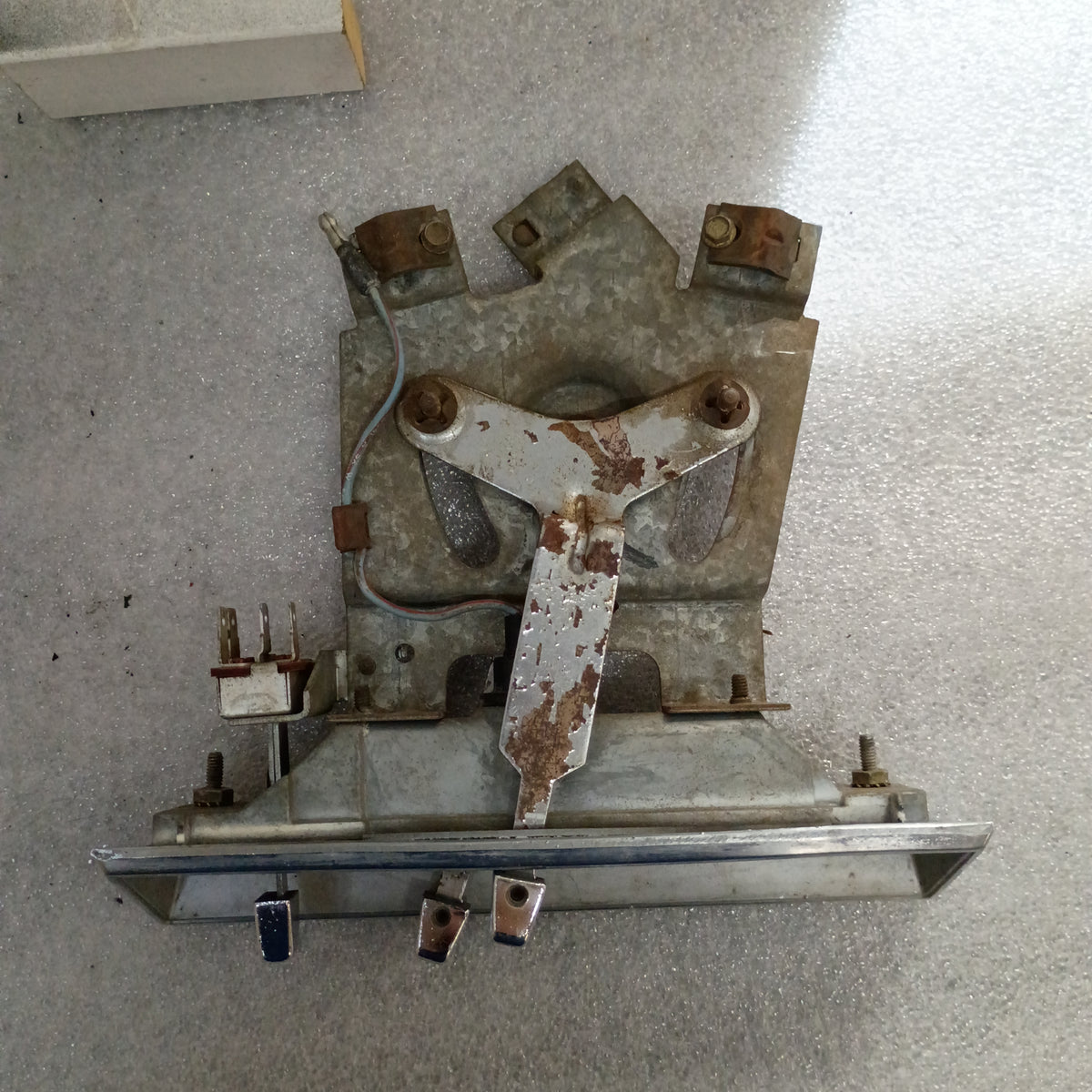 68-72 Heater Control (Used) Ford F100 F250 F350 HVAC