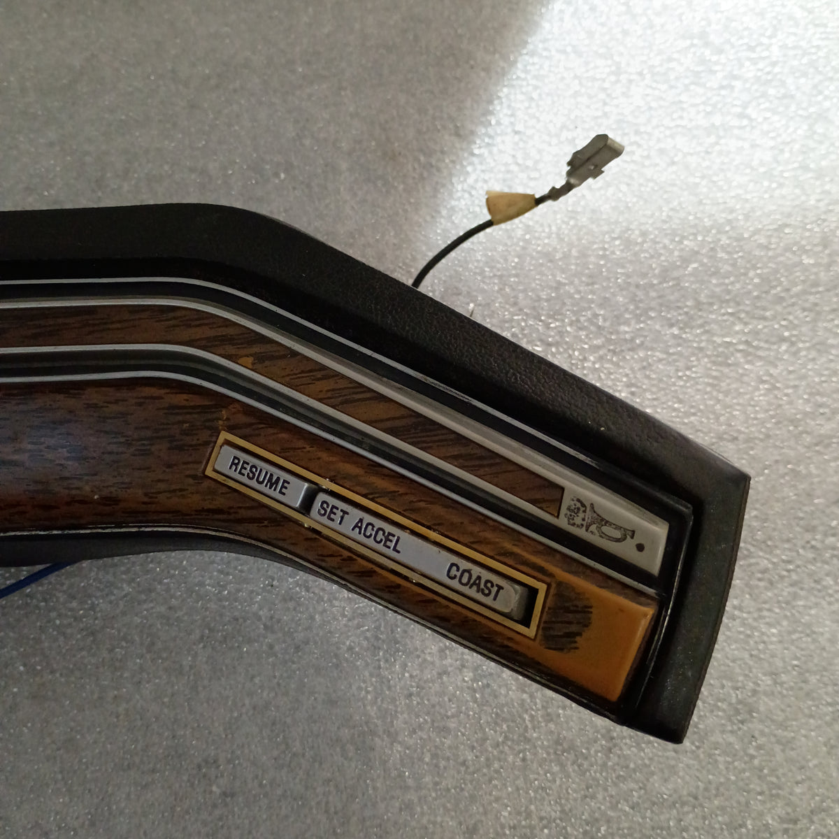 80-86 Wood Grain Steering Wheel Horn Pad with Cruise (Used) F150 F250 F350 Bronco