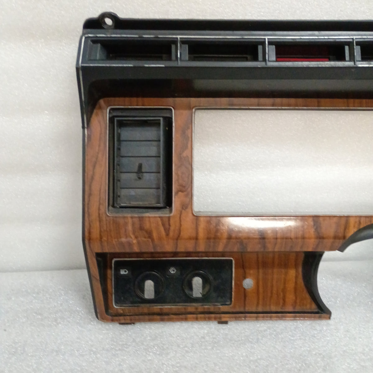 80-86 Diesel Rosewood Grain Gauge Cluster Bezel with AC Vents (Used) F250 F350