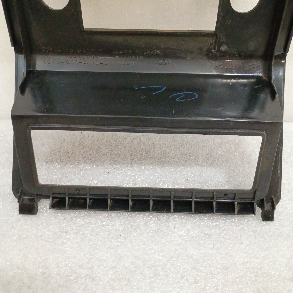 80-86 Rosewood Radio & Heater Bezel (Used) Ford F150 F250 F350 Bronco