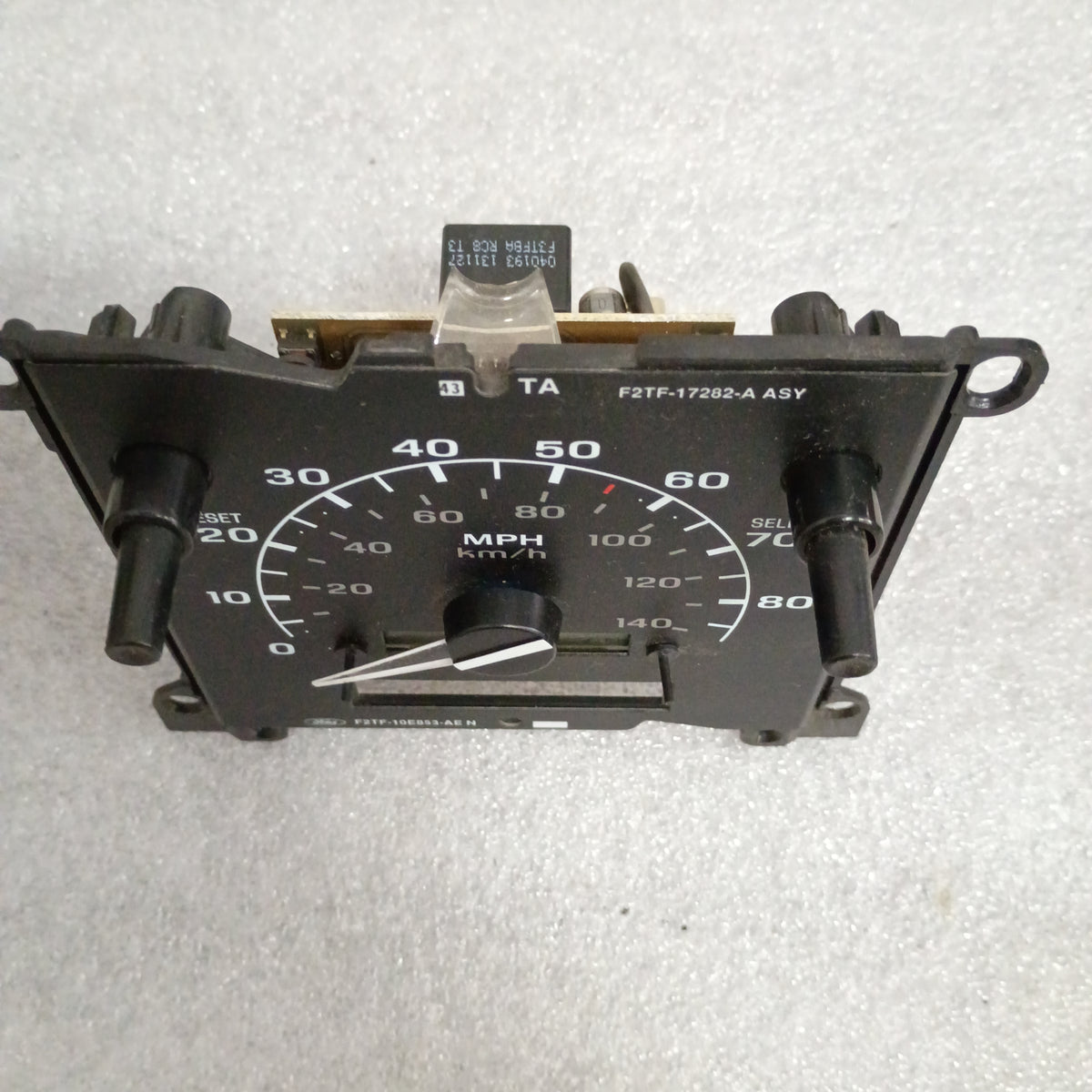 92-97 Speedometer 195K Miles (Used) Ford F150 F250 F350 Bronco OEM