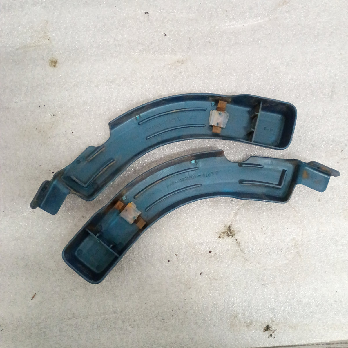80-86 Blue Bench Seat Hinge Covers (Used) F150 F250 F350 Bronco
