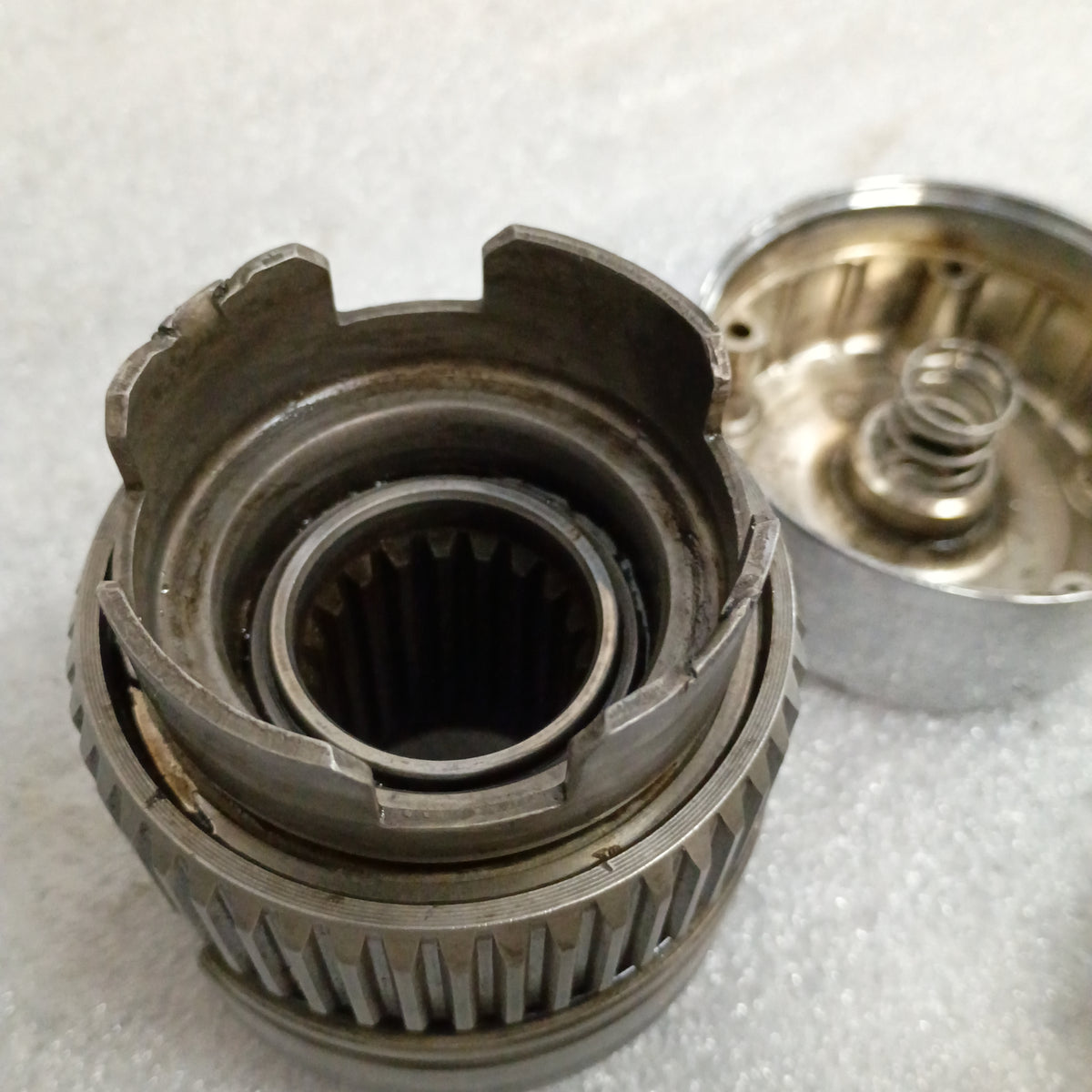 80-96 Automatic Locking Hubs 5 Bolt Dana 44 IFS (Used) Super Duty F250 F350 4WD 4x4