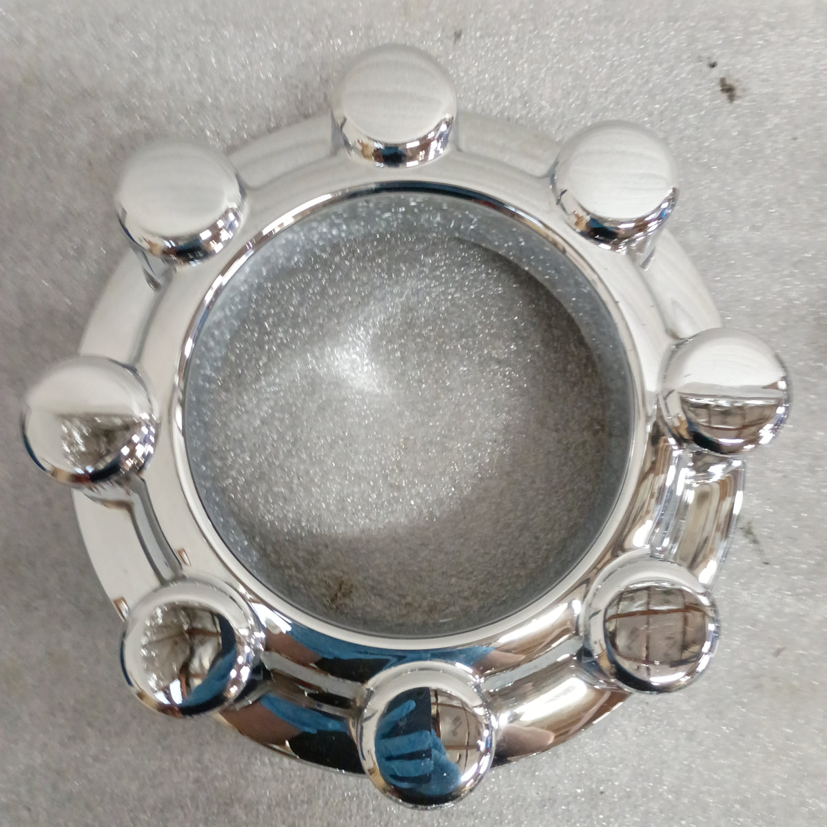 Chrome-plated Ford wheel center cap with open design, compatible with 2017-2023 F-250 and F-350 Super Duty models.