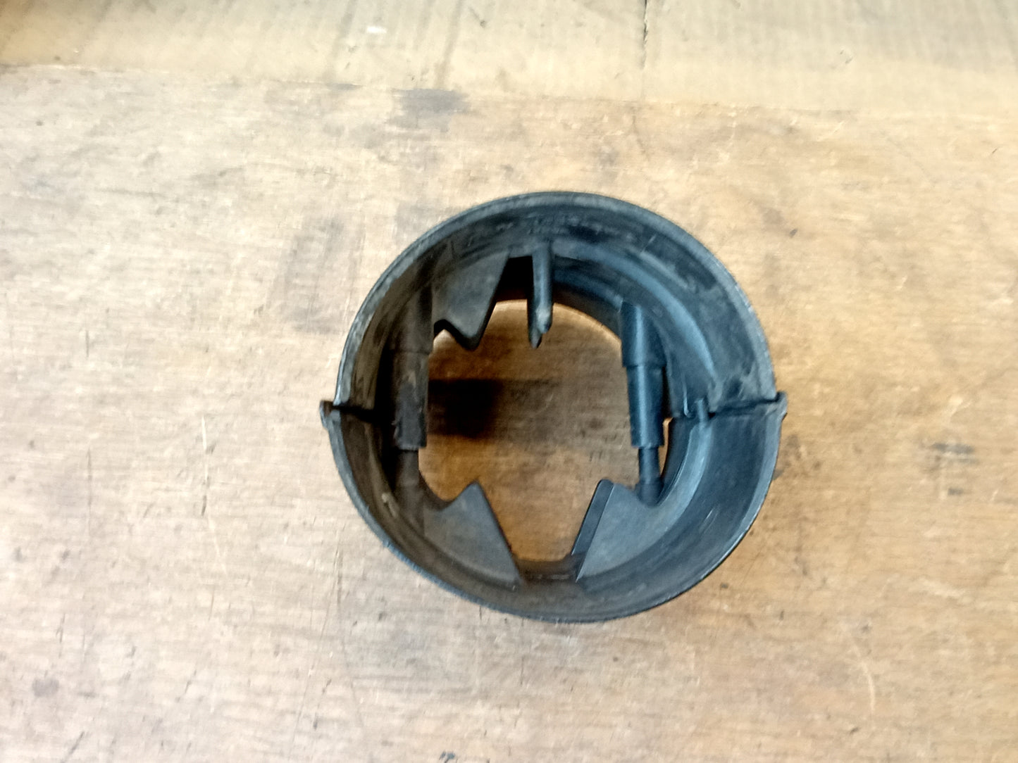 87-91 Non Tilt Steering Column Trim (Used) F150 F250 F350 Bronco OEM