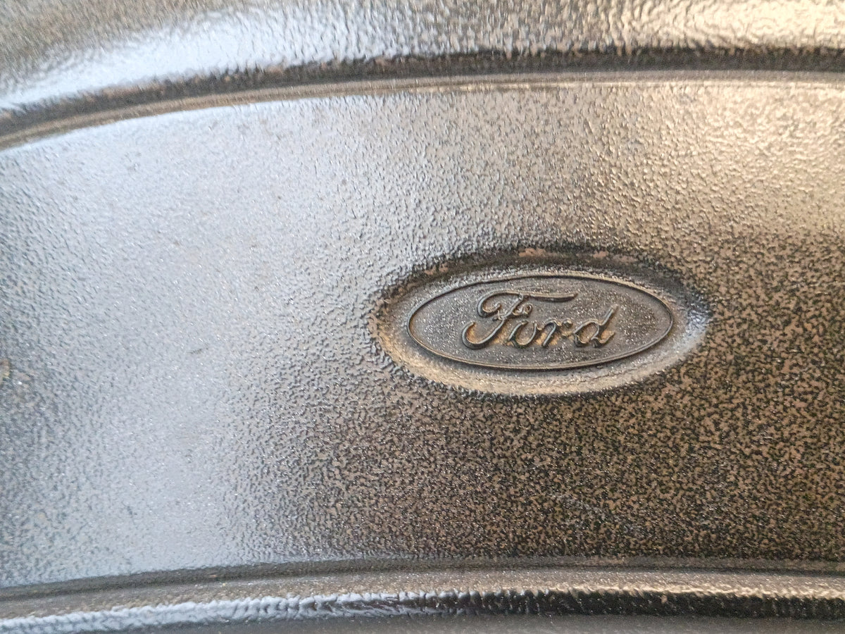92-97 Steering Wheel Horn Pad (Used) F150 F250 F350 Bronco OEM