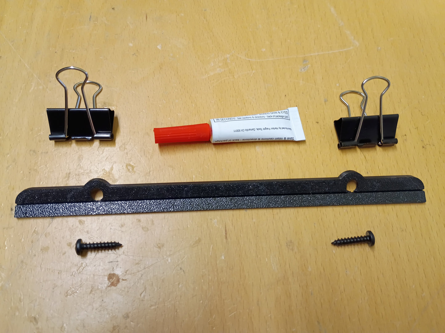 80-86 Radio & Heater Bezel Screw Tab Repair Kit
