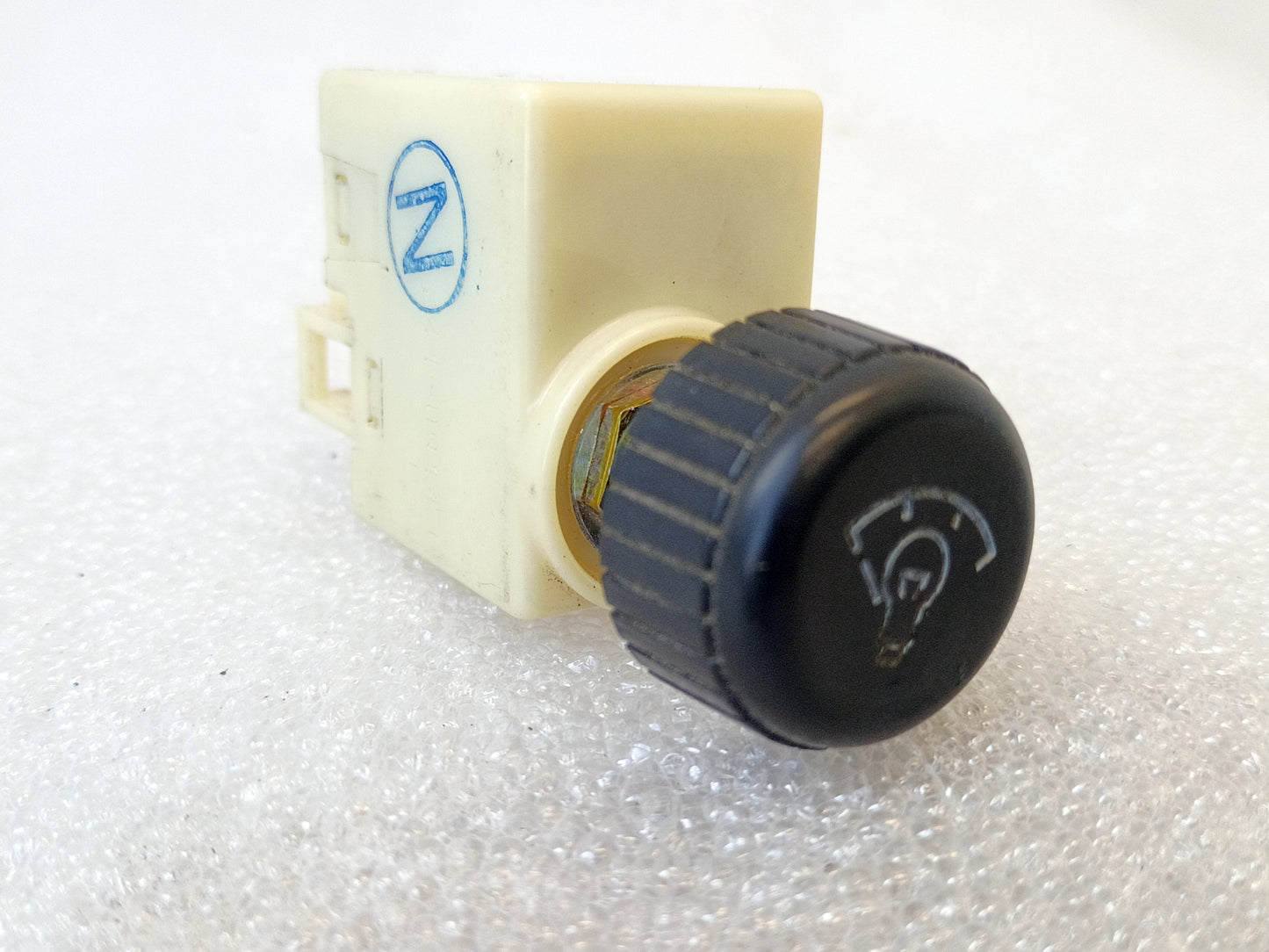 89-95 Toyota Dash/Cluster Dimmer Switch (Used) Truck/4Runner/Pickup SR5 OEM Genuine