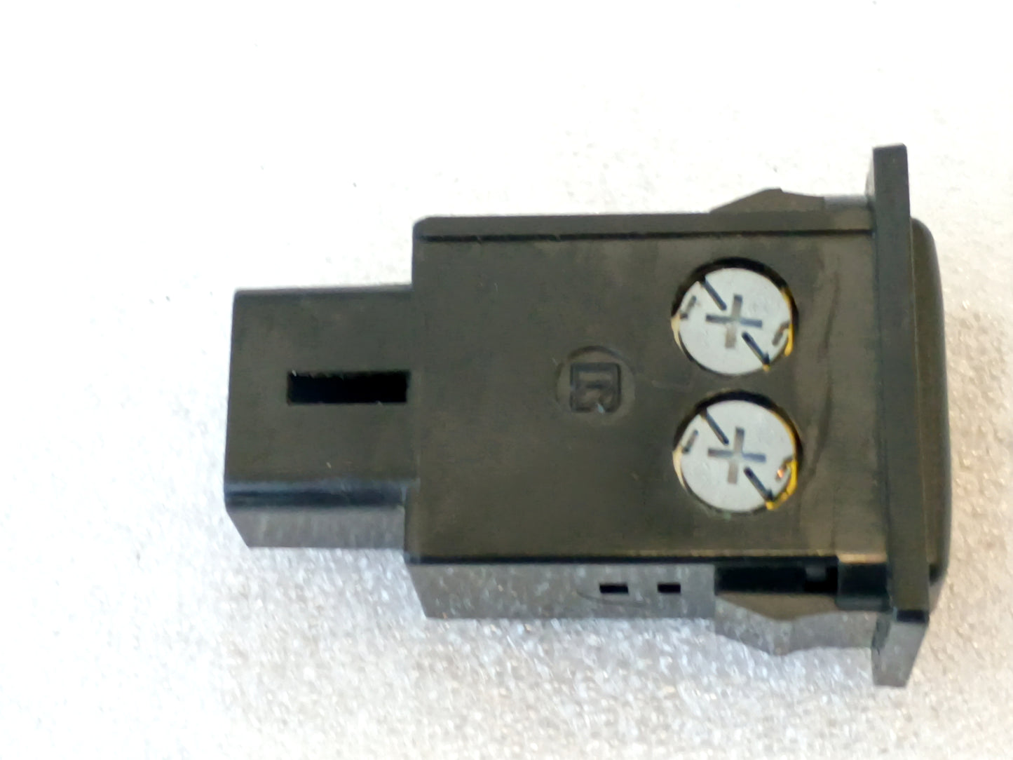 89-95 Toyota Rear Window Defrost/Defogger Switch (Used) Truck/4Runner/Pickup OEM Genuine
