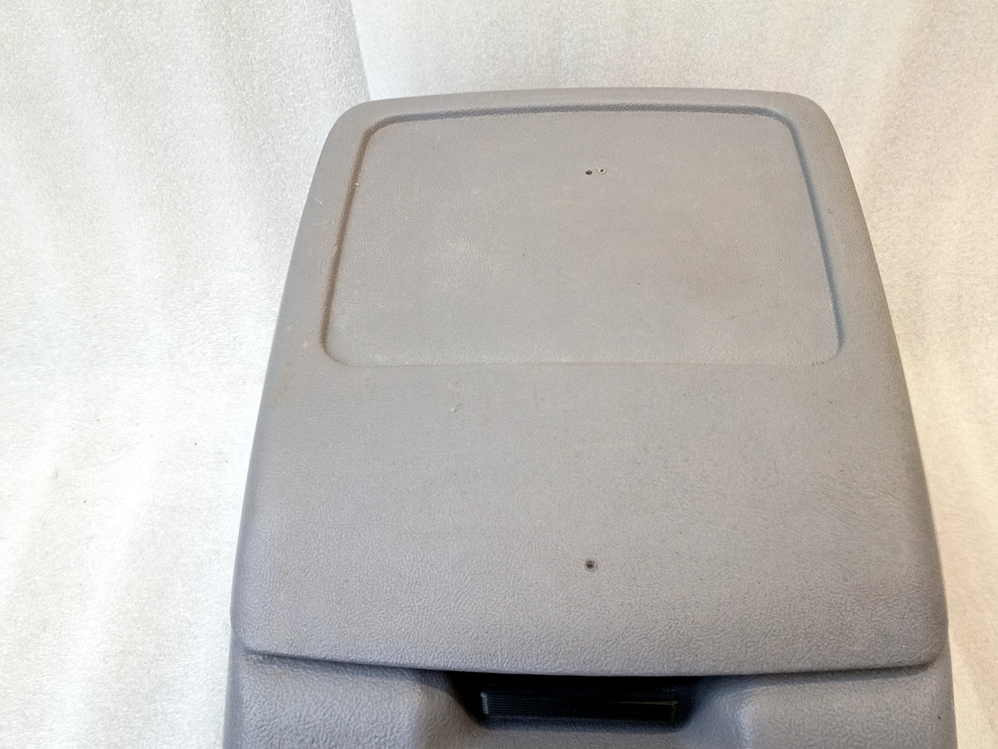92-97 Light/Opal Gray Center Console New Cups, Latch (Used) F150 F250 F350 Bronco