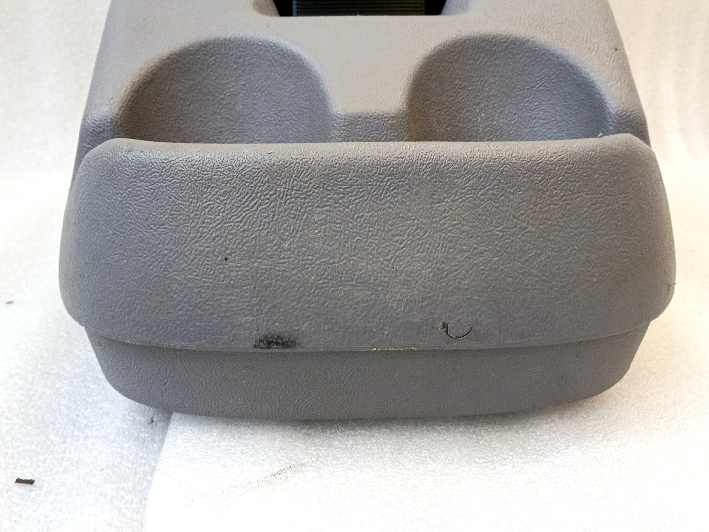 92-97 Light/Opal Gray Center Console New Cups, Latch (Used) F150 F250 F350 Bronco