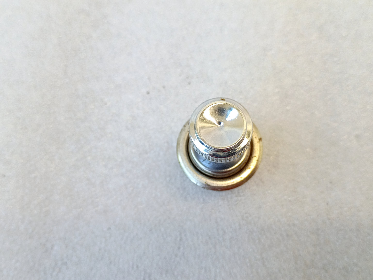 1980-1991 Cigarette Lighter Chrome (Used) F150 F250 F350 Bronco