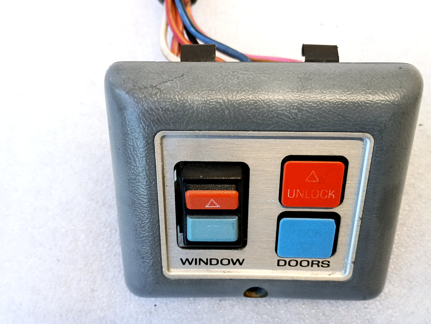 87-91 Light Gray Power Door Switch Right Pass (Used) Ranger Bronco II Econoline Van