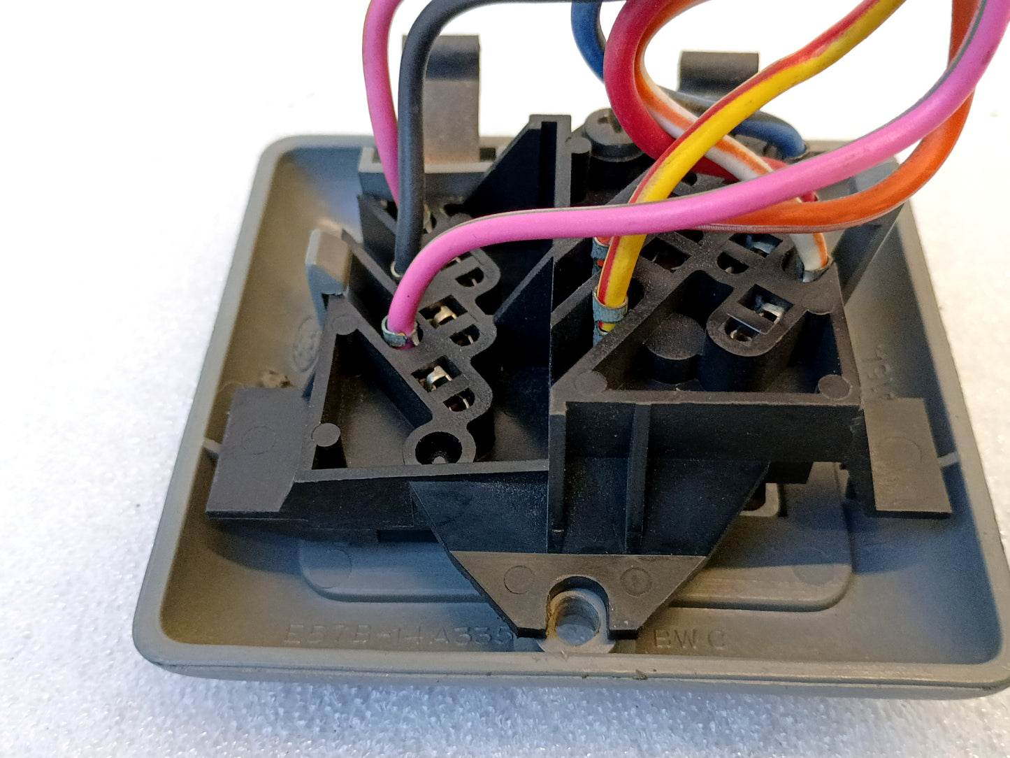 87-91 Light Gray Power Door Switch Right Pass (Used) Ranger Bronco II Econoline Van