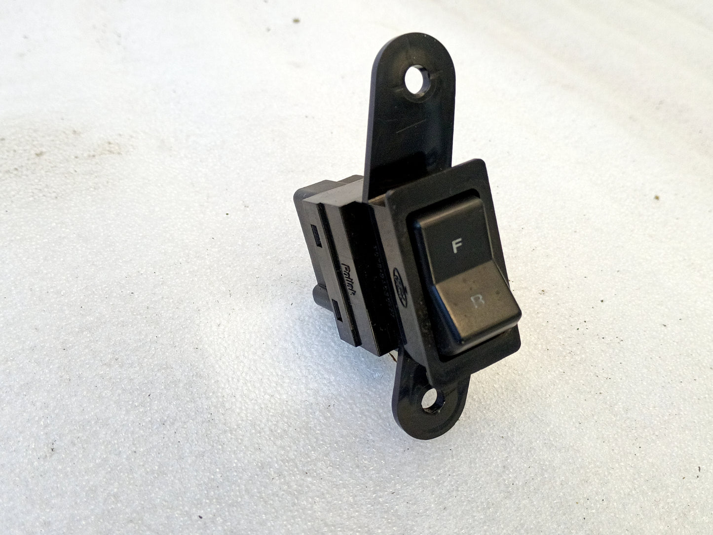 90-91 Fuel/Gas Tank Switch Dash Mount (Used) Ford F150 F250 F350 Bronco OEM F0TB-9A050
