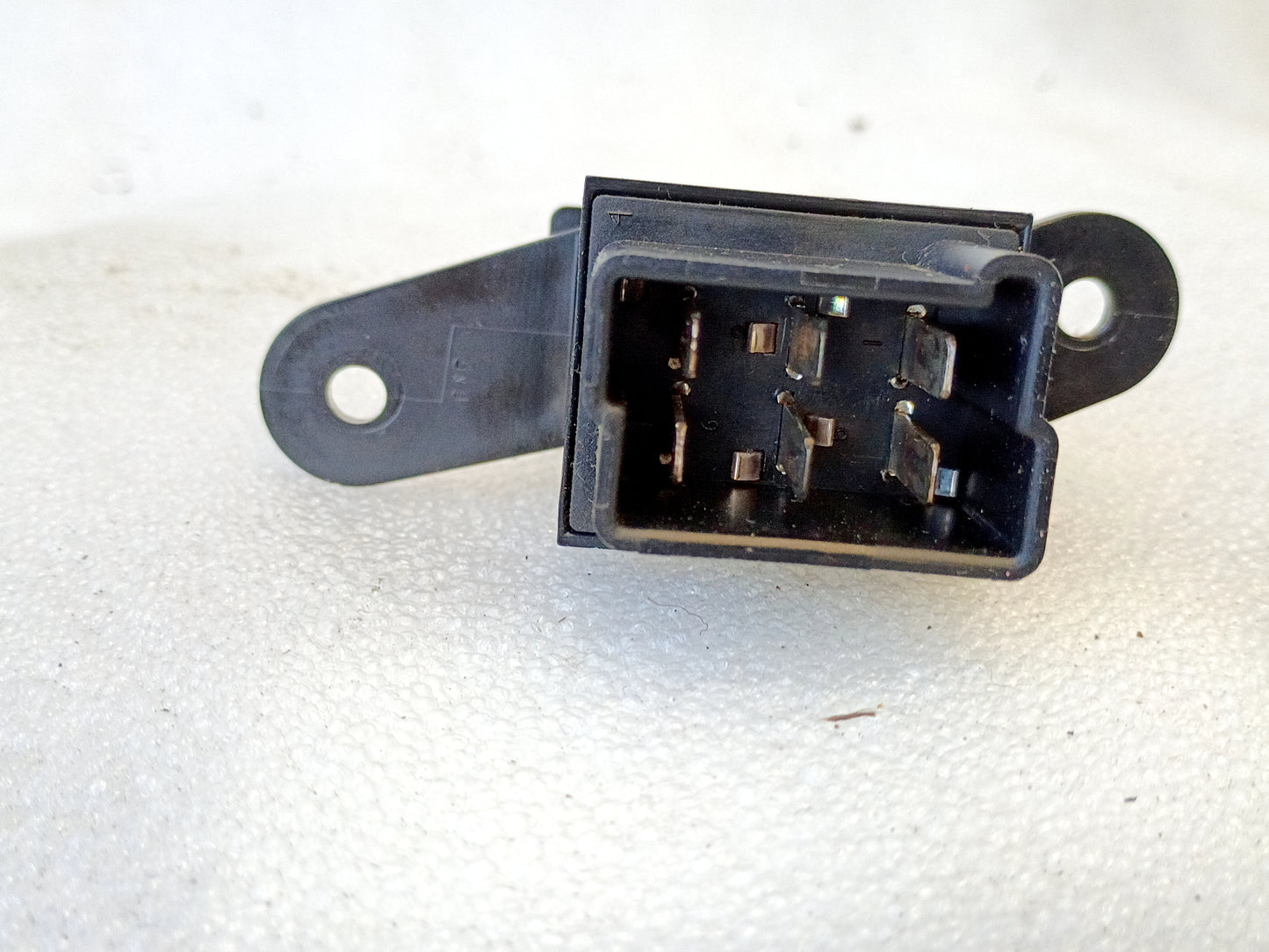 90-91 Fuel/Gas Tank Switch Dash Mount (Used) Ford F150 F250 F350 Bronco OEM F0TB-9A050