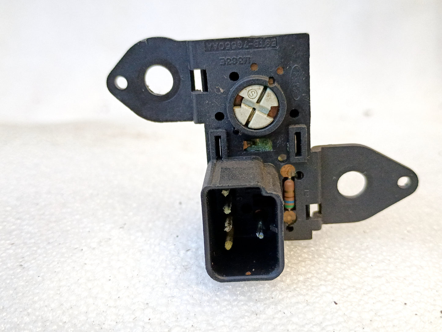 87-91 Overdrive / OD Switch Dash Mount (Used) Ford F150 F250 F350 Bronco OEM