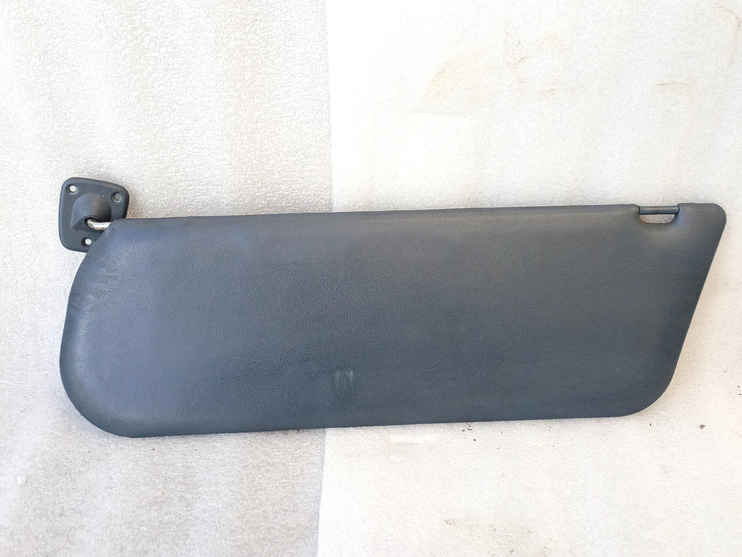 87-91 Dark Blue Vinyl Sun Visors Pair (Used) F150 F250 F350 Bronco OEM