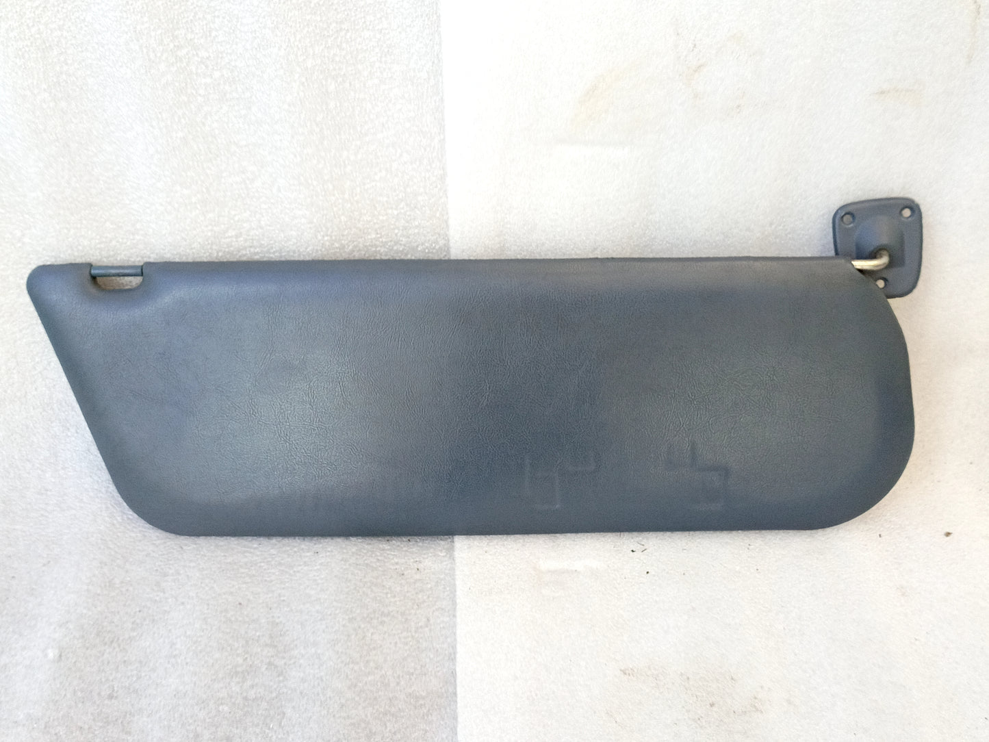 87-91 Dark Blue Vinyl Sun Visors Pair (Used) F150 F250 F350 Bronco OEM