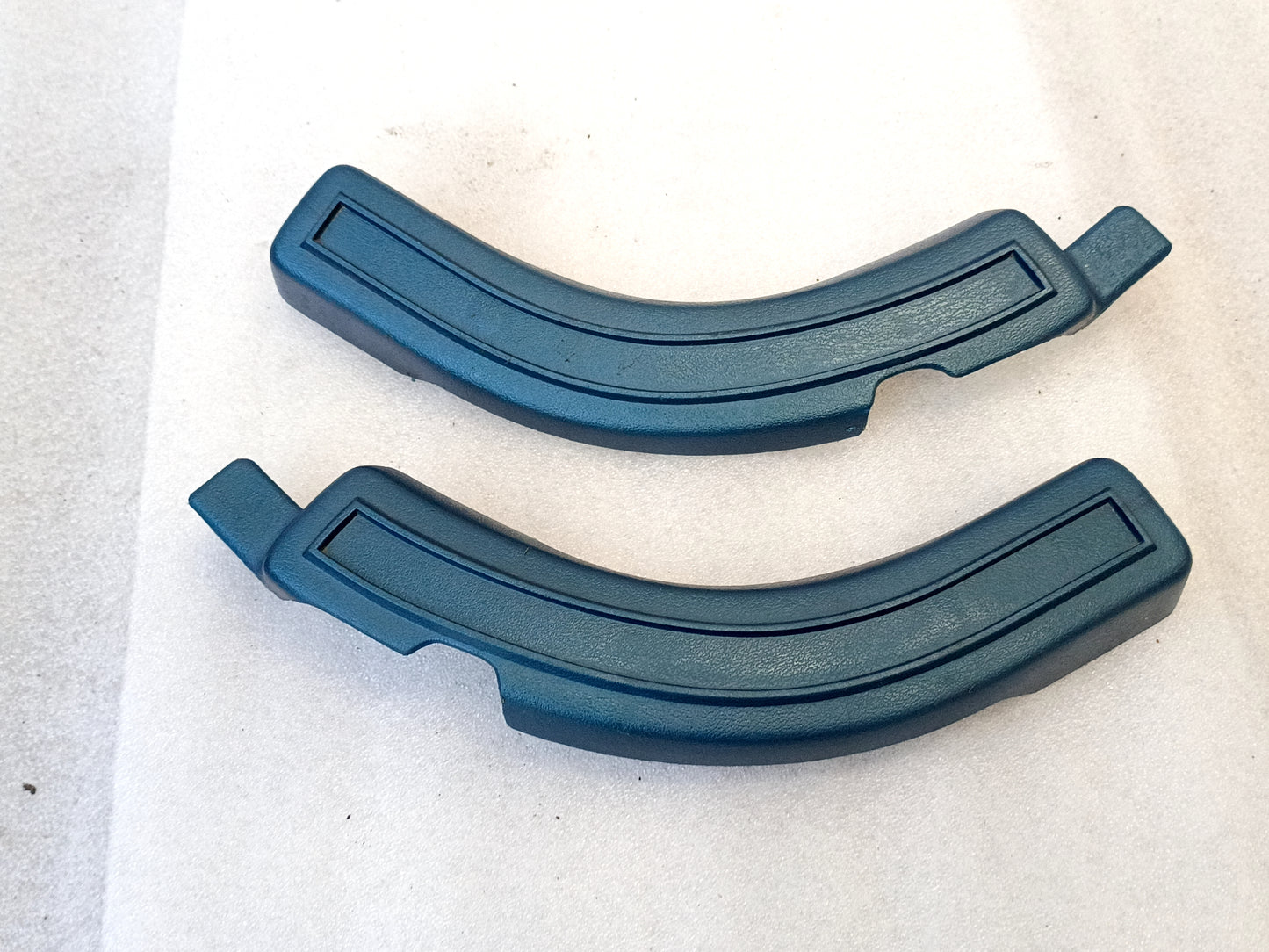 80-86 Blue Bench Seat Hinge Covers (Used) F150 F250 F350 Bronco