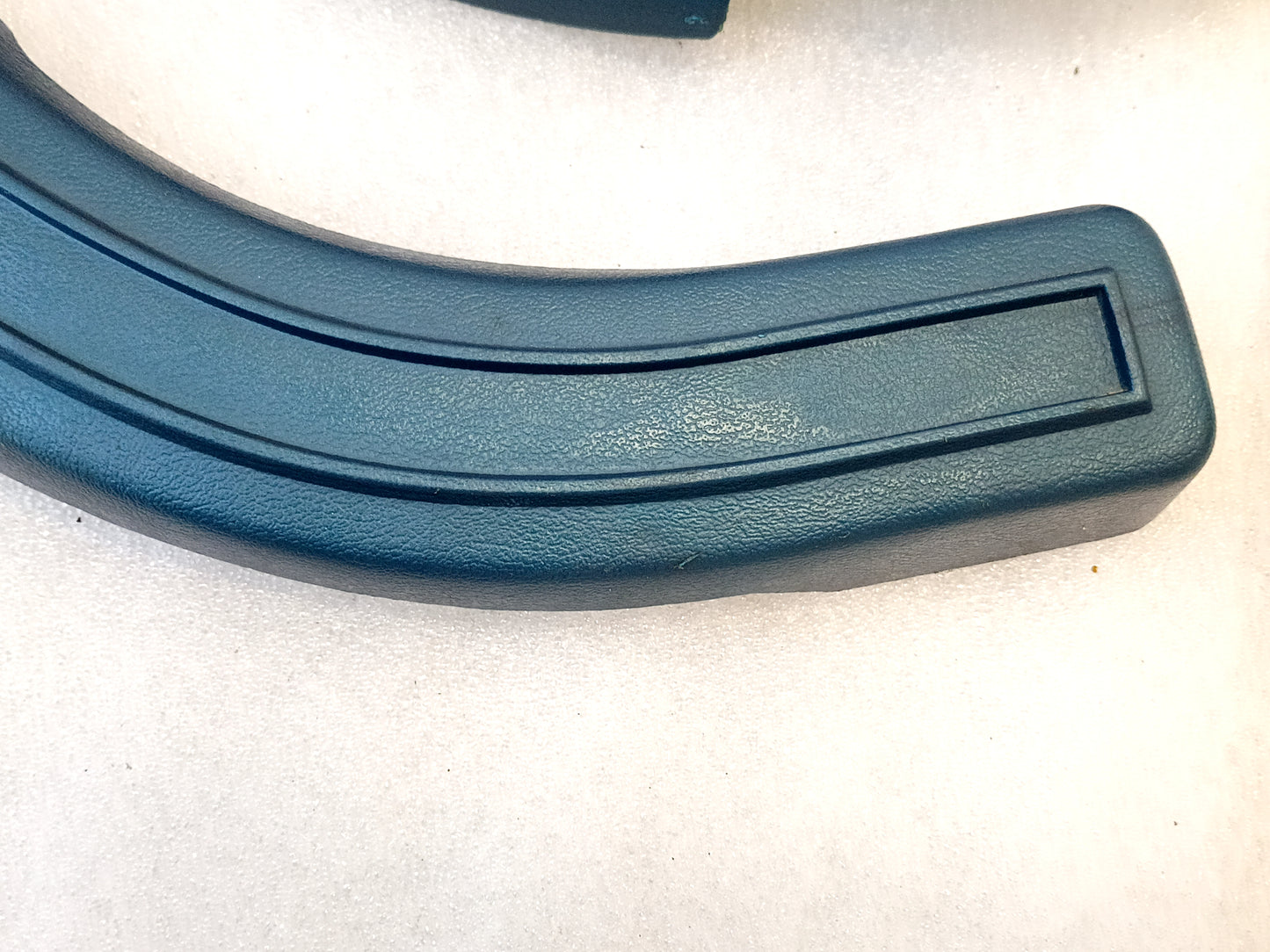 80-86 Blue Bench Seat Hinge Covers (Used) F150 F250 F350 Bronco