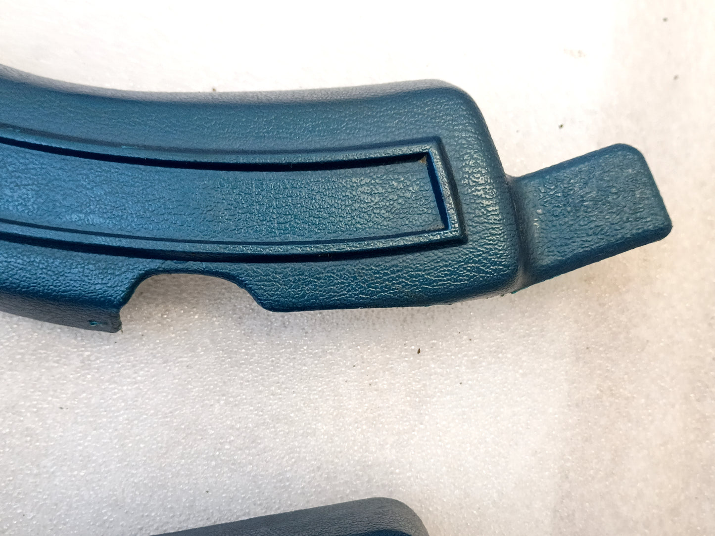 80-86 Blue Bench Seat Hinge Covers (Used) F150 F250 F350 Bronco