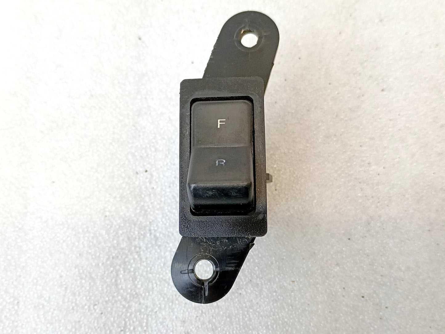 87-89 Fuel/Gas Tank Switch Dash Mount (Used) Ford F150 F250 F350 Bronco OEM E7TB-9A050