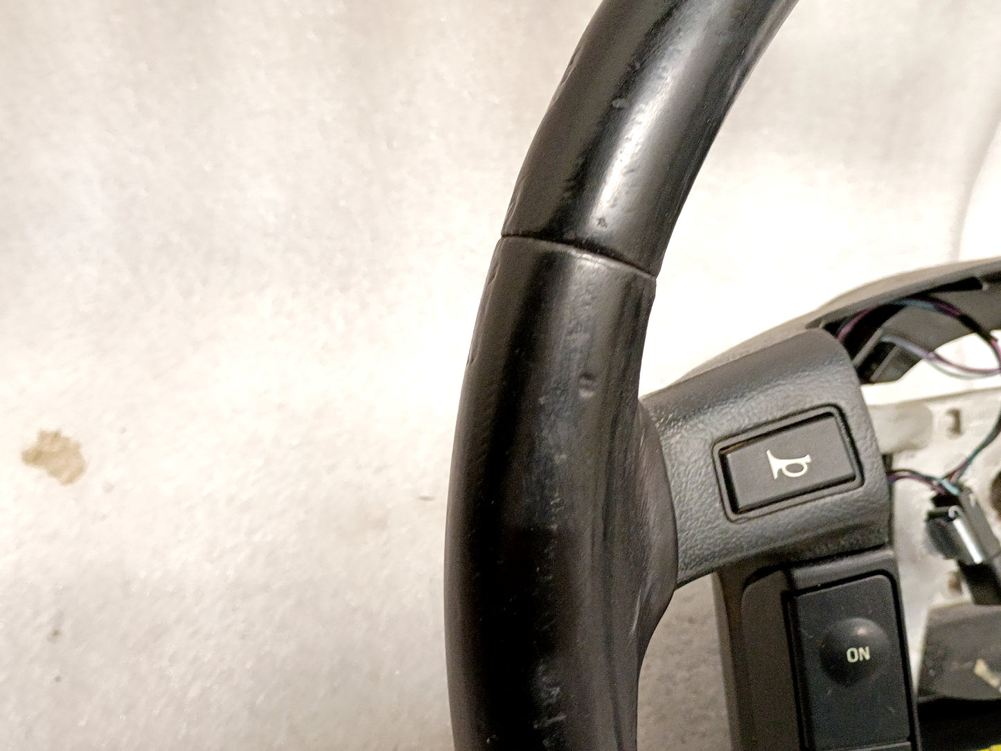 94-96 Leather Steering Wheel with Cruise Control Buttons (Used) F150 Bronco OEM