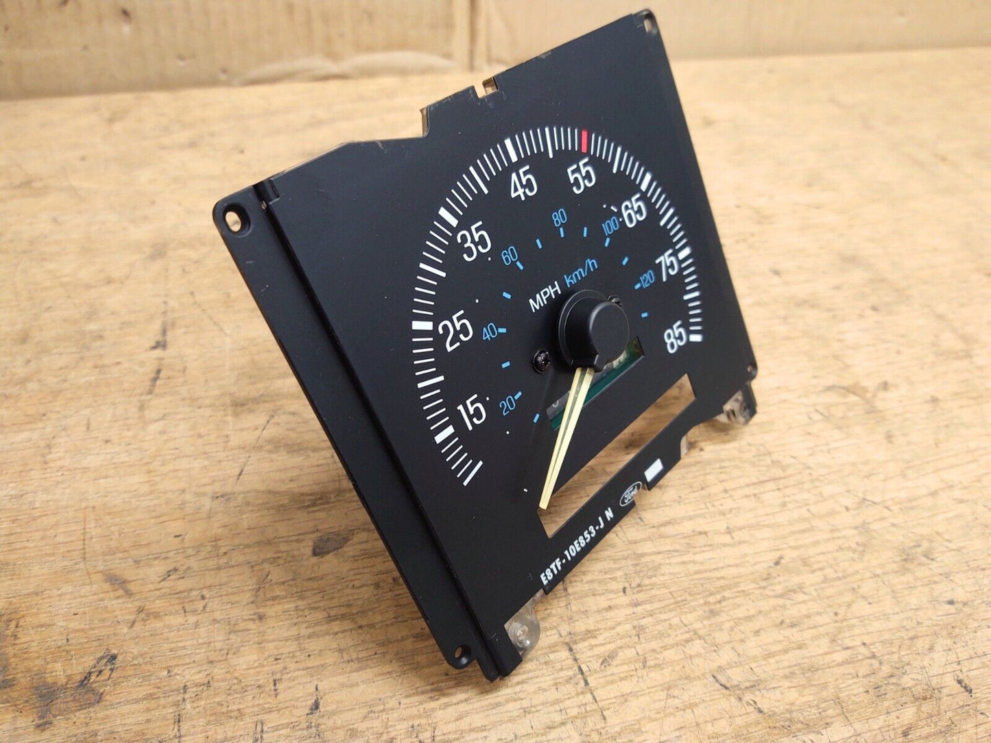 87-91 Speedometer Gauge (Used) Ford F150 F250 F350 Bronco