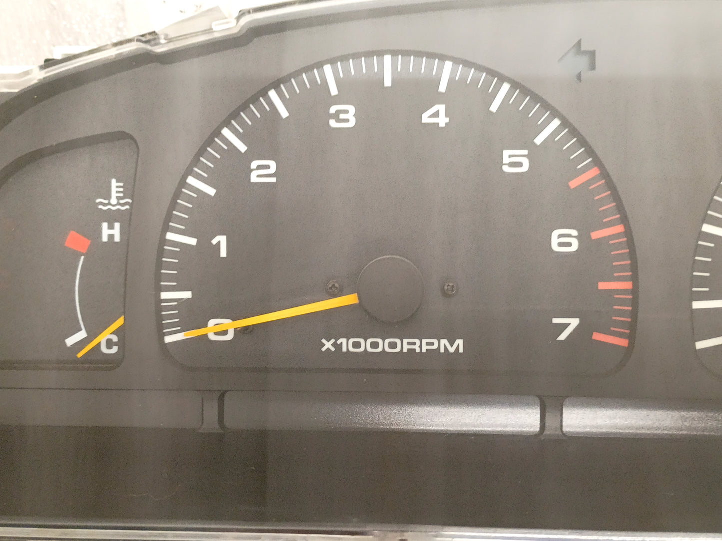 96-97 Toyota Gauge Cluster 301K Miles 6Cyl Electronic Speedo (Used) 4Runner/Pickup