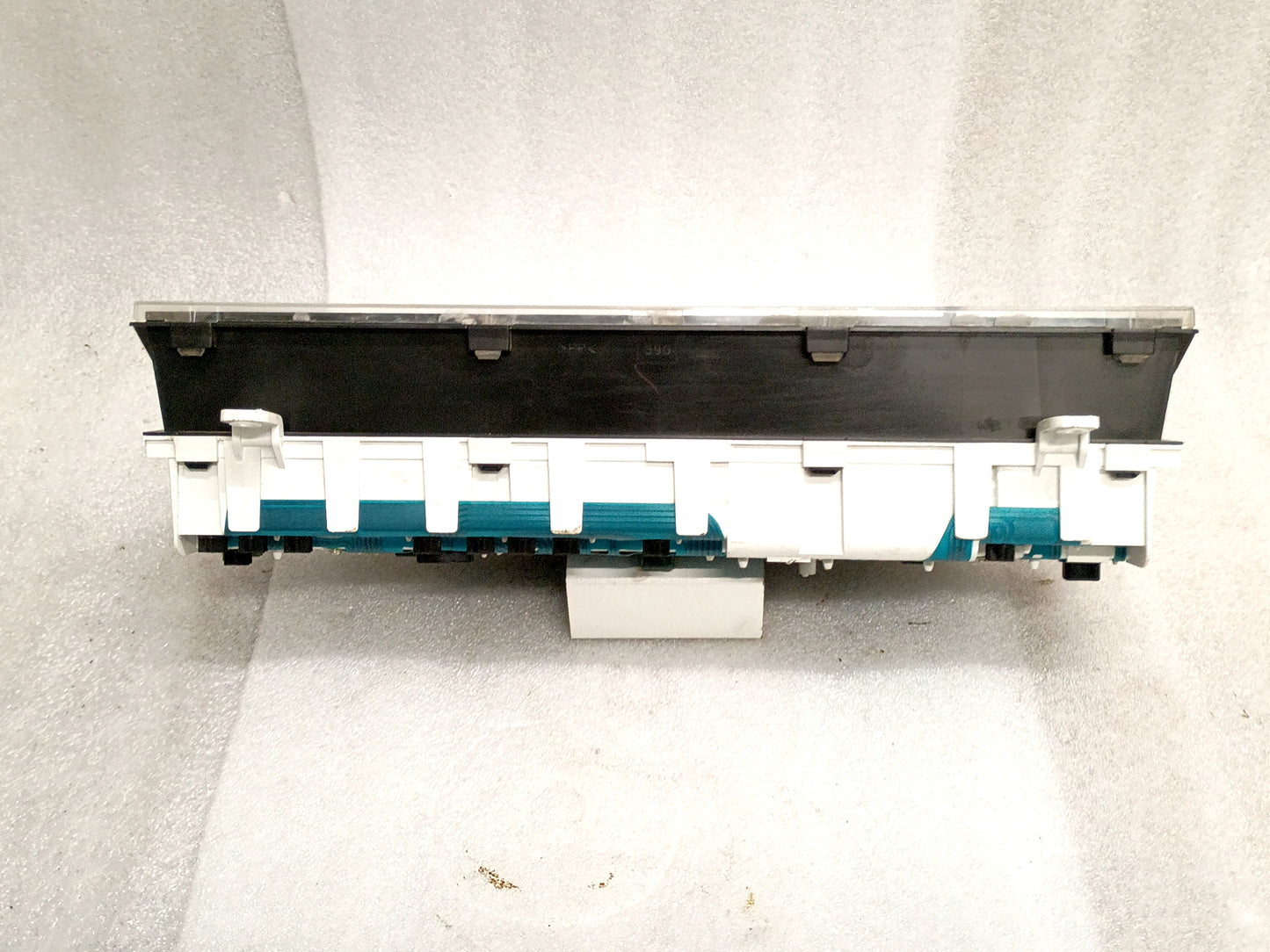 96-97 Toyota Gauge Cluster 301K Miles 6Cyl Electronic Speedo (Used) 4Runner/Pickup