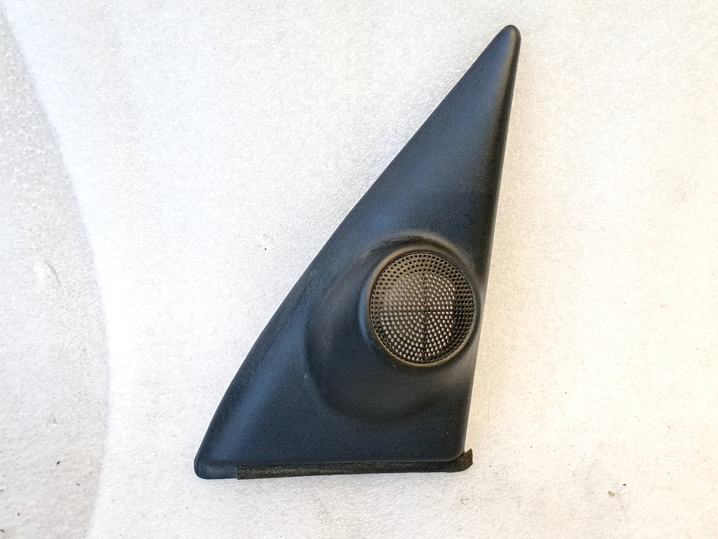 95-04 OEM Right Mirror Bolt Trim Speaker Cover (Used) Toyota Tacoma 4Runner 67491-35010