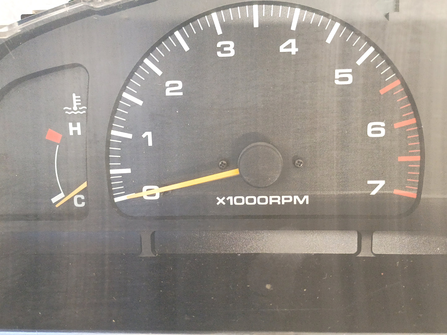 96-97 Toyota Gauge Cluster 343K Miles 6Cyl Electronic Speedo (Used) 4Runner/Pickup