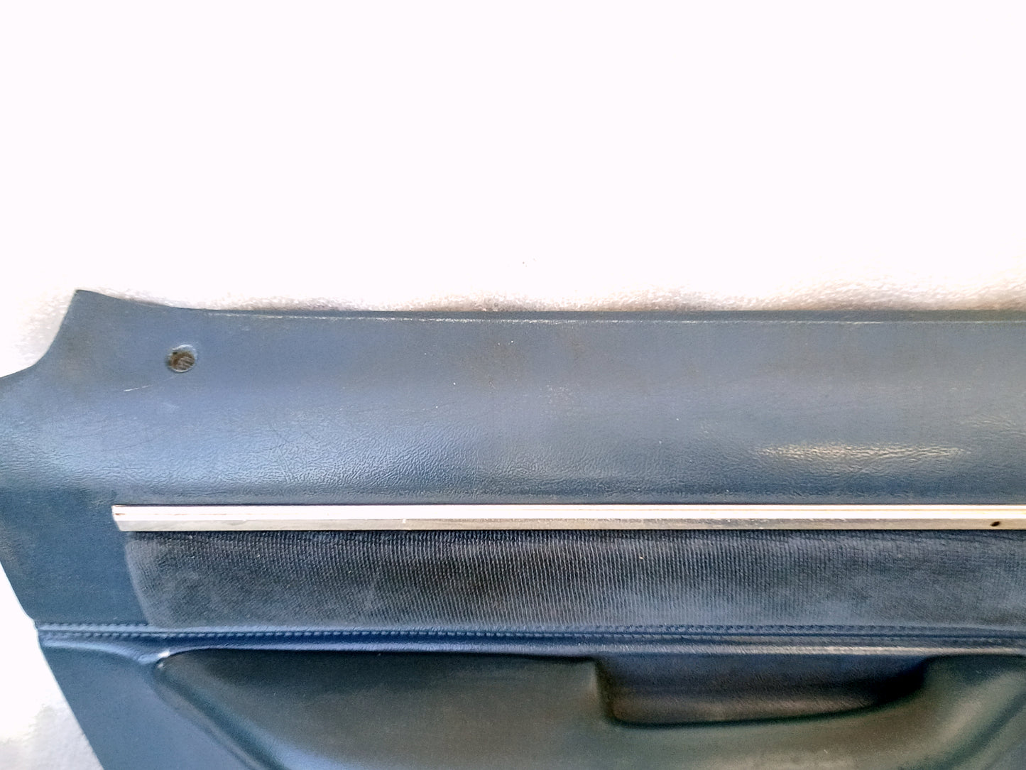 87-91 Deluxe Light Blue Door Panel Set Manual Windows (Used) F150 F250 F350 Bronco XLT